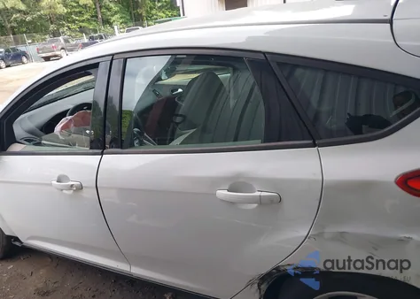 2014 Ford Focus Se from USA, damaged, VIN 1FADP3K21EL448658